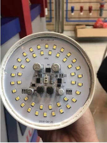 Chip LED của đèn LED MPE